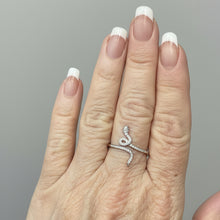 Load image into Gallery viewer, Sterling silver CZ Snake ring.  Sizes 4, 5, 7, 8, 9, 10. SD03
