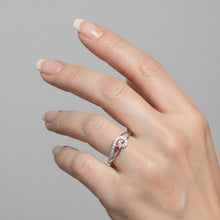 Load image into Gallery viewer, Sterling silver CZ Spiral ring.  Sizes 5, 6, 7, 8, 9, 10. SD04
