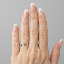 Load image into Gallery viewer, Sterling silver Filagree band ring.  Sizes 3, 5, 6, 7, 9, 11, 12, 13. SD10
