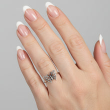 Load image into Gallery viewer, Sterling silver Butterfly ring.  Sizes 4, 7, 8, 9, 10. SD21
