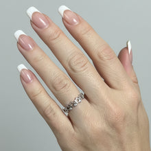 Load image into Gallery viewer, Sterling silver CZ stars ring.  Sizes 5, 6, 7, 9. SD28
