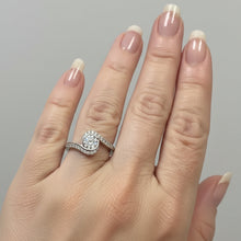 Load image into Gallery viewer, Sterling Silver - Elegant Cubic zirconia ring. Sizes 8, 9. SS262

