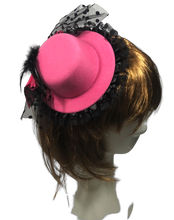 Load image into Gallery viewer, Stunning Pink &amp; Black Hat Fascinator   (FS124)
