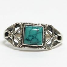 Load image into Gallery viewer, Turquoise Sterling Silver ring size   5, 6, 8, 9, 10, 13    BR051
