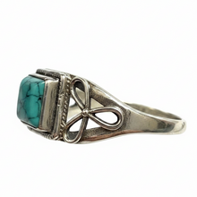 Load image into Gallery viewer, Turquoise Sterling Silver ring size   5, 6, 8, 9, 10, 13    BR051
