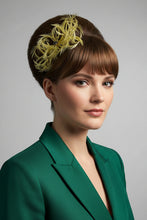 Load image into Gallery viewer, Stunning Yellow fascinator. FS018

