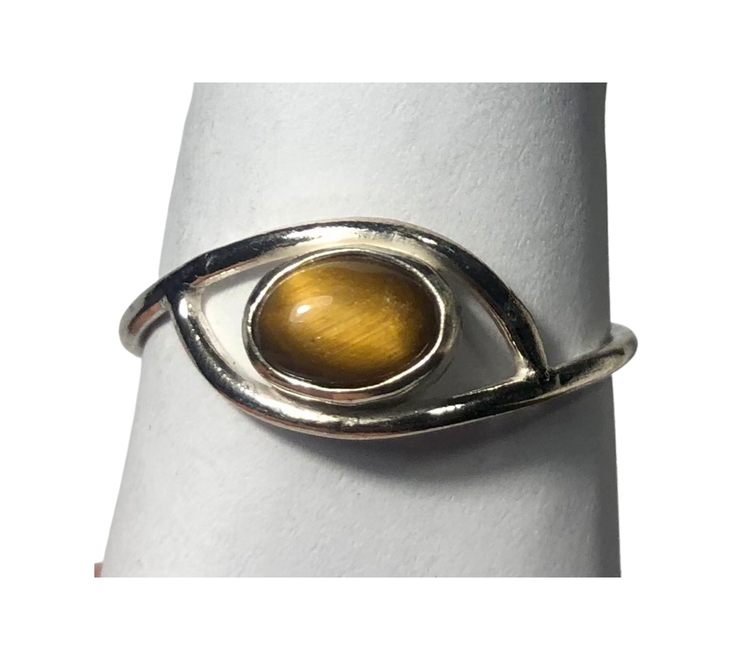 Tigers Eye sterling silver ring size 9  (DC427)