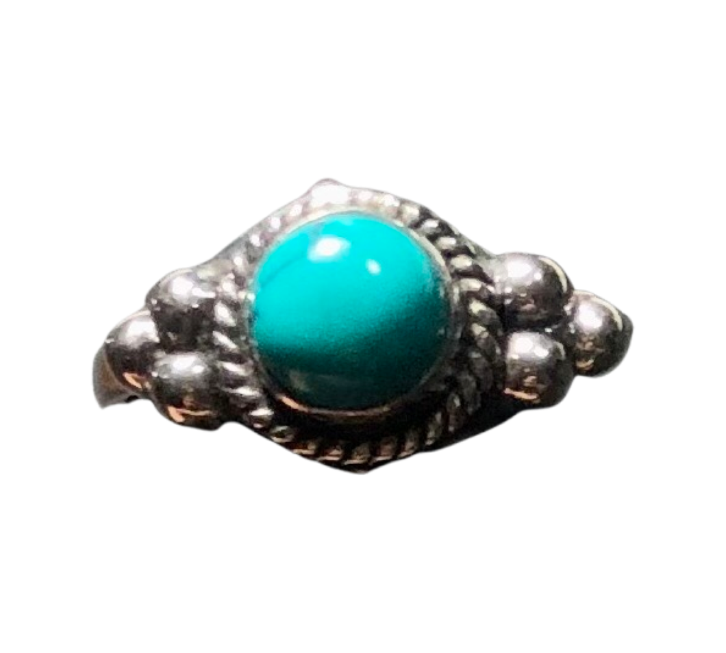 Turquoise Sterling silver ring size 7   (DC146)