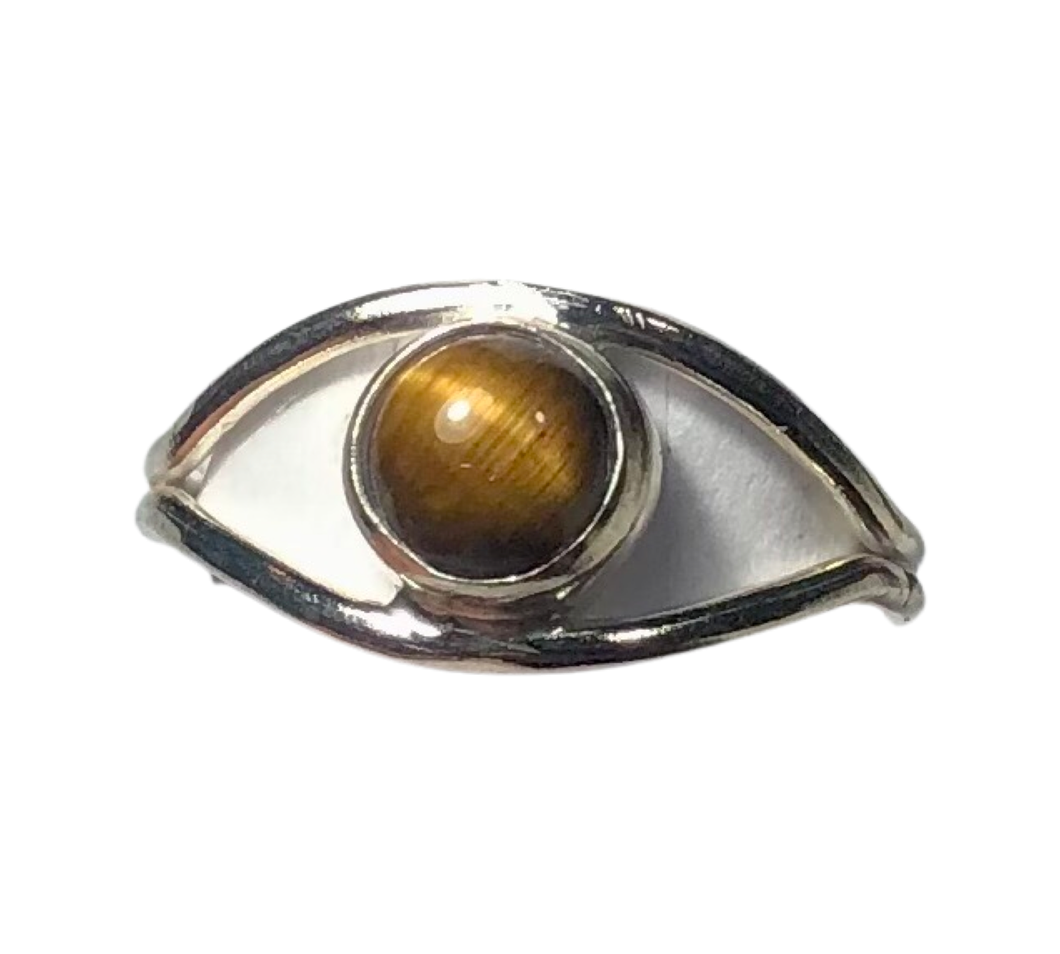 Tigers Eye sterling silver ring size 7   (DC203)