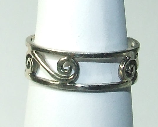 Waves Sterling Silver rings sizes 6, 7  (S24)