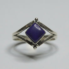 Load image into Gallery viewer, Lapis Lazuli sterling silver ring size   8 (BR13a)
