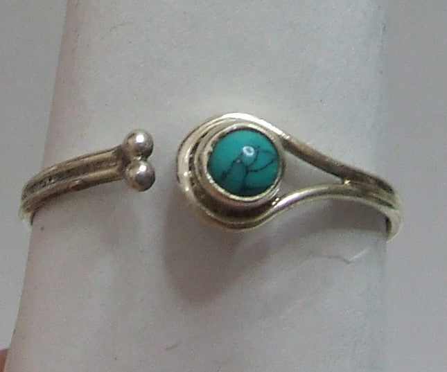 Turquoise sterling silver ring size  13   (BR01)