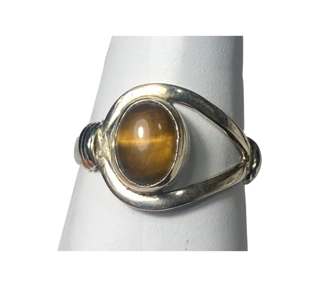Tigers Eye Sterling silver ring size 8  (ER29f)