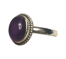 Load image into Gallery viewer, Amethyst Sterling Silver ring size 8  (DC283)
