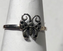 Load image into Gallery viewer, Butterfly Sterling silver ring size 4,  8   (S15)
