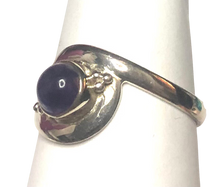 Load image into Gallery viewer, Amethyst Sterling Silver ring size 7  (DC235)
