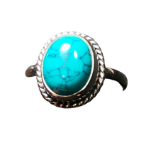 Load image into Gallery viewer, Turquoise Sterling silver ring 7 1/2    (DC288)
