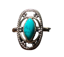 Load image into Gallery viewer, Turquoise Sterling silver ring size 7    (DC50)
