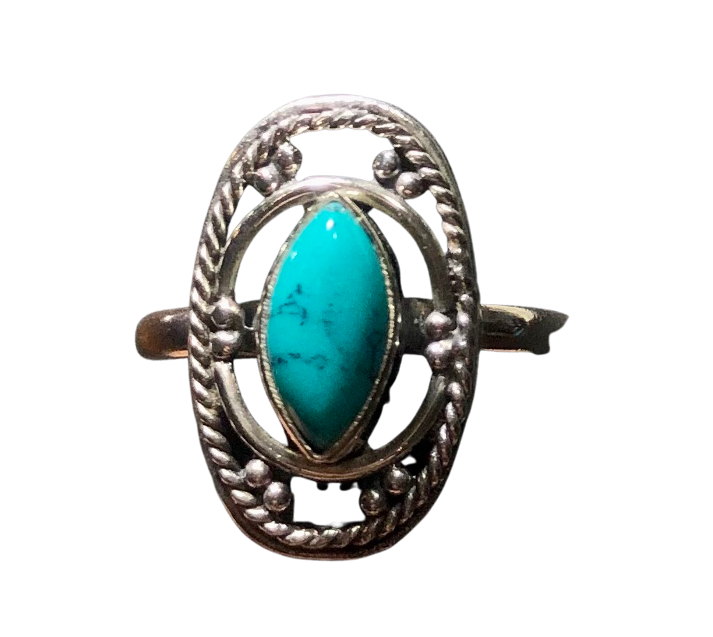 Turquoise Sterling silver ring size 7    (DC50)