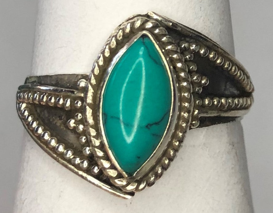 Turquoise sterling silver ring size 6   (AC169)