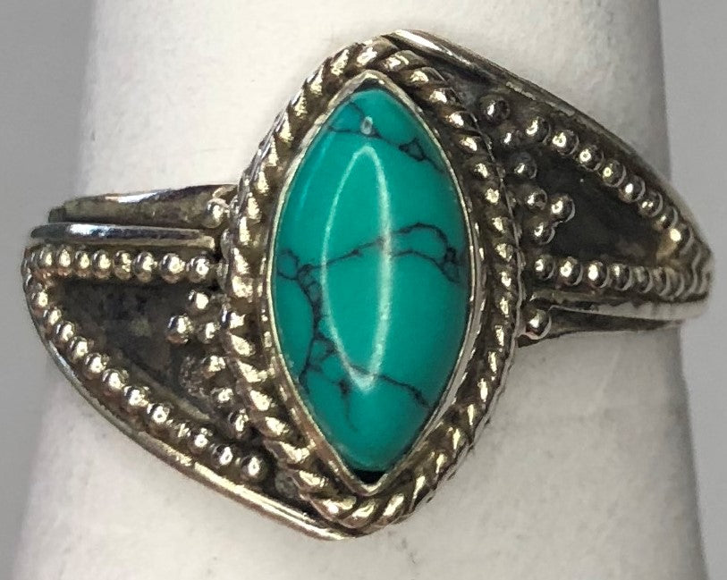 Turquoise sterling silver ring size 7   (AC170)