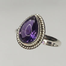 Load image into Gallery viewer, Amethyst sterling silver ring size 9   (AC178)
