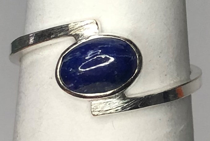 Lapis Lazuli Sterling Silver  ring size 6   (AC252)