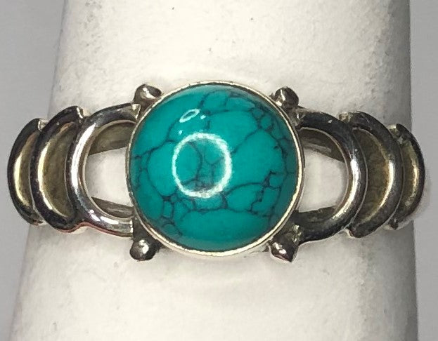 Turquoise Sterling silver ring size 7   (AC298)