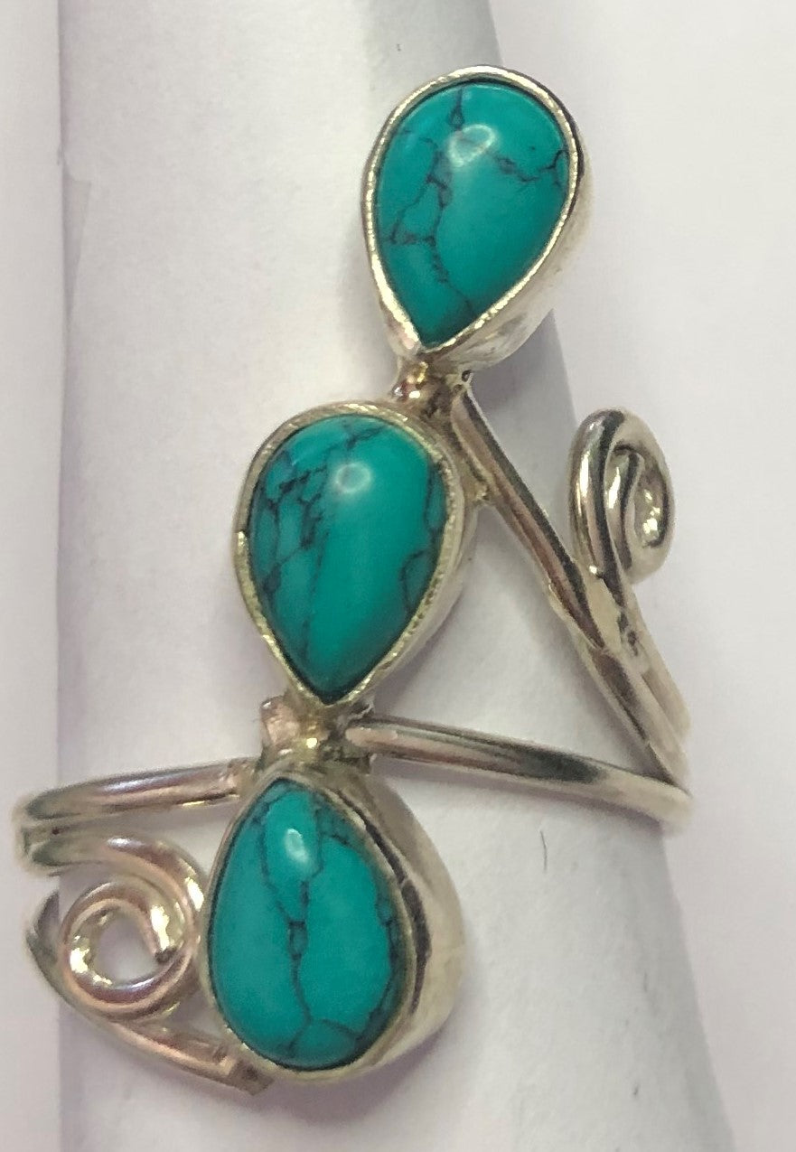 Turquoise sterling silver ring size 6   (AD25b)