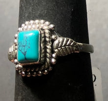 Load image into Gallery viewer, Turquoise Sterling silver ring size 8  (ER25a)
