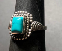 Load image into Gallery viewer, Turquoise Sterling silver ring size 5  (ER25d)
