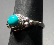 Load image into Gallery viewer, Turquoise Sterling silver ring size 7   (DC146)
