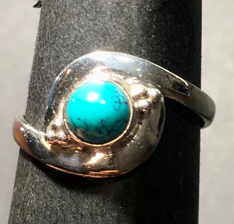 Turquoise Sterling silver ring size 8   (DC257)