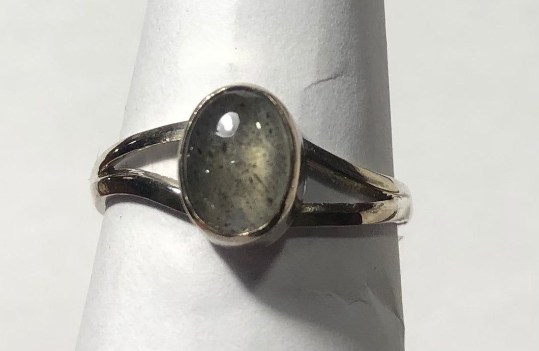 Labradorite Sterling silver ring size 7    (ER34h)