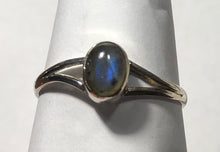 Load image into Gallery viewer, Labradorite Sterling silver ring size 13    (ER34k)
