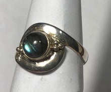 Load image into Gallery viewer, Labradorite Sterling silver ring size 5  (DC228)
