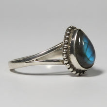 Load image into Gallery viewer, Labradorite Sterling silver ring size 14   (ER37i)
