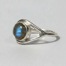 Load image into Gallery viewer, Labradorite Sterling silver ring size 14    (ER53i)
