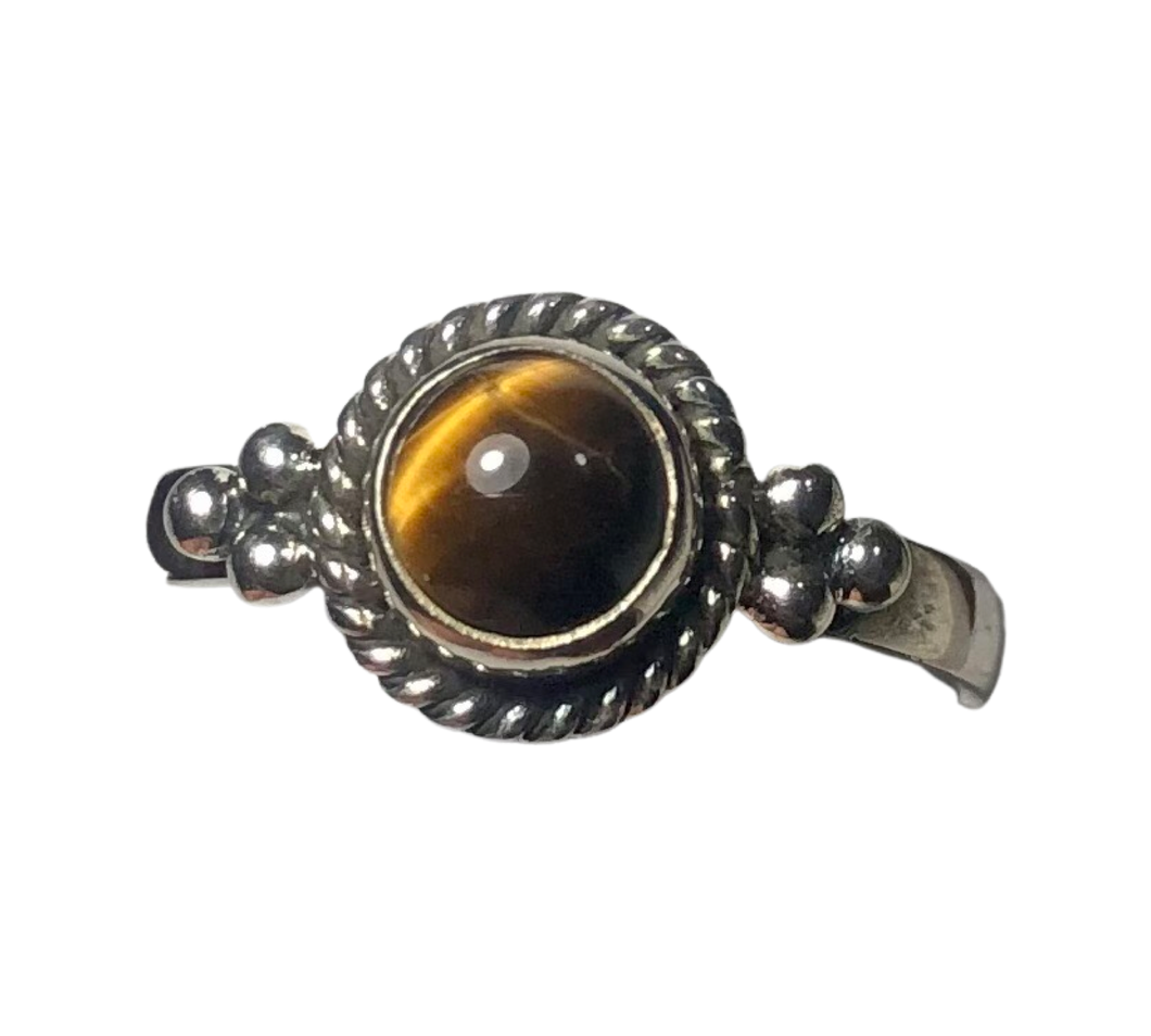 Tigers Eye sterling silver ring size 8   (DC138)