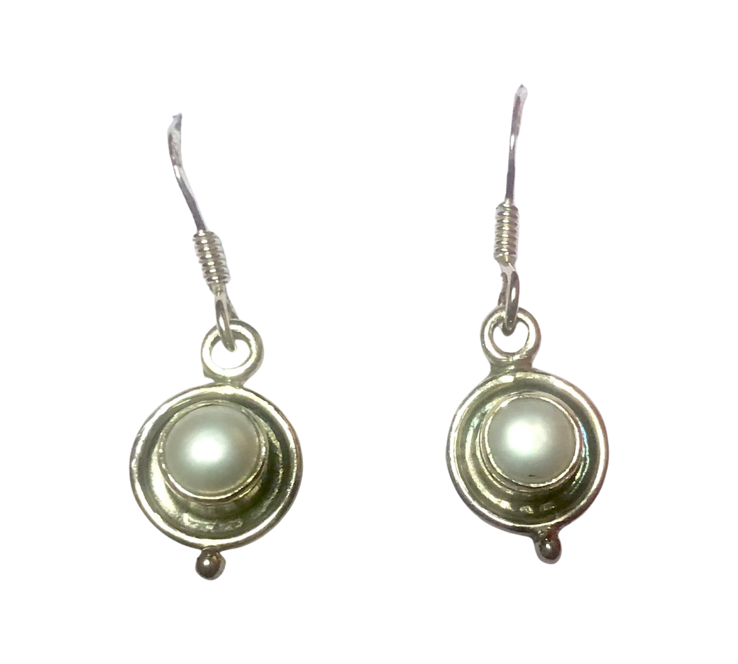 Pearl Sterling Silver Earrings (EE73)