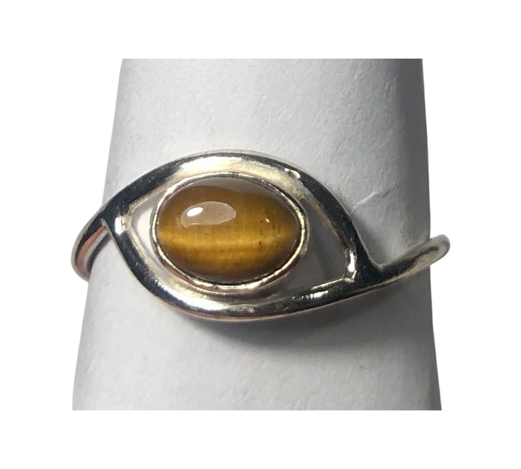 Tigers Eye sterling silver ring size 8 1/2  (DC428)