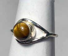 Load image into Gallery viewer, Tigers Eye Sterling silver ring size 4    (ER51a)
