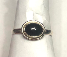 Load image into Gallery viewer, Black Onyx sterling silver ring size 6 (DC208)
