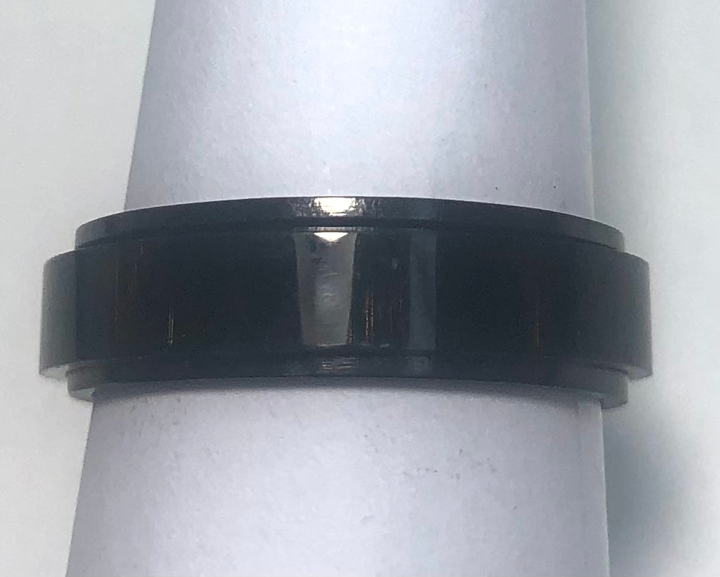 Fidget ring - black spinner.    Sizes 5, 7, 10, 11.  (FR12)