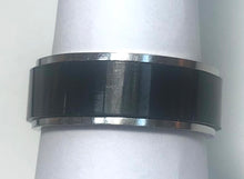 Load image into Gallery viewer, Fidget ring - black spinner. Sizes 6, 7, 8, 9, 10, 11  (FR25)
